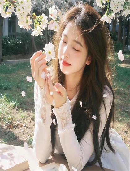 雄狮少女高潮解析典范式的：戏剧冲突与情感爆发